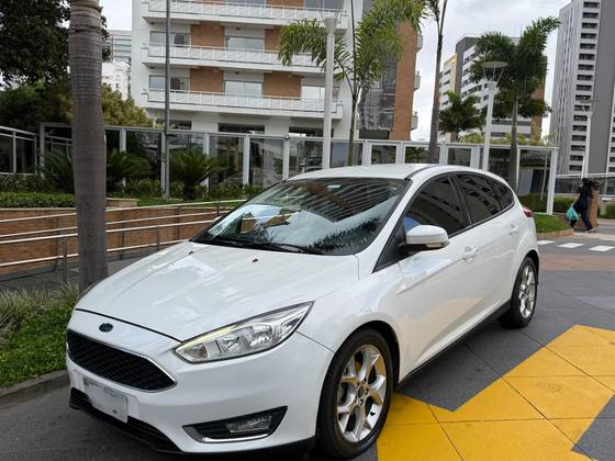 FORD FOCUS 2.0 SE PLUS 16V FLEX 4P POWERSHIFT